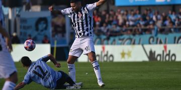 Nahuel Bustos entró y fue protagonista en el empate de Talleres ante Belgrano (Javier Ferreyra / La Voz).
