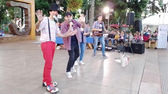 “Gurises Felices” festejó sus 13 años a pura música en Eldorado.