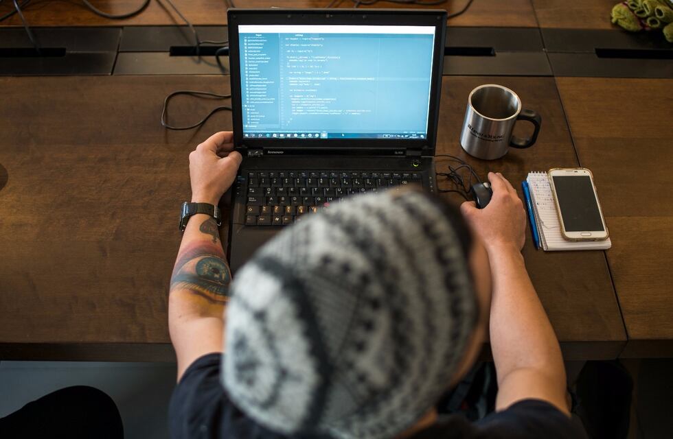 Cambios en el mundo del trabajo: el 80% de las empresas argentinas contrató personal para el sector e-commerce