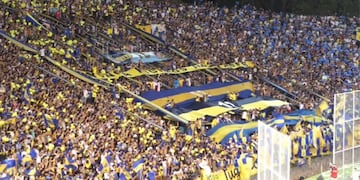 Hincha de Boca en el encuentro anterior con el Tomba.