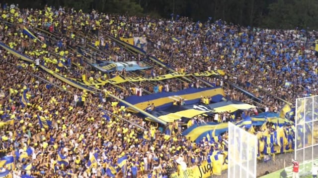 Hincha de Boca en el encuentro anterior con el Tomba.