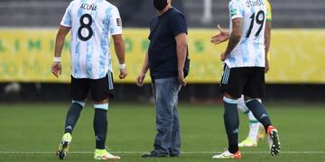 El partido entre Argentina y Brasil quedó suspendido por la irrupción de un agente sanitario