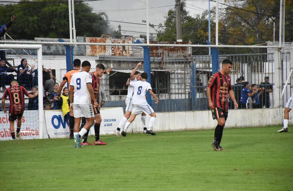 Ben Hur goleó a Douglas Haig por 3 a 1