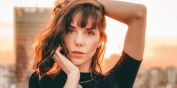 Julieta Nair Calvo deslumbra a través de Instagram.