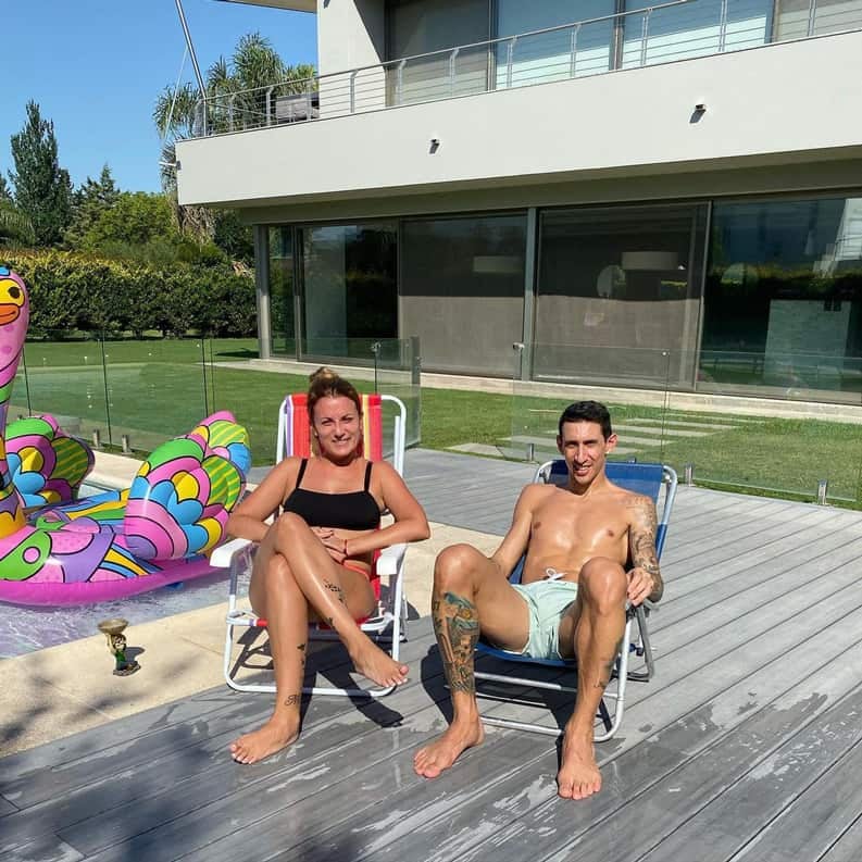 DI MARIA Y SU FAMILIA