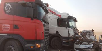 Accidente de tránsito por tormenta de viento y tierra en la Ruta 19 en Córdoba. (Captura video)