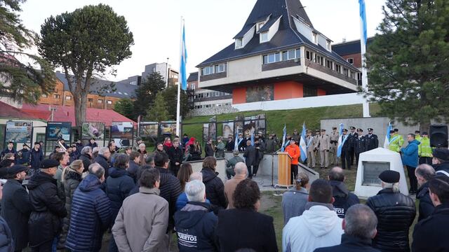 Acto por el “Día de la Afirmación de los Derechos Argentinos sobre las Malvinas, Islas y Sector Antártico”