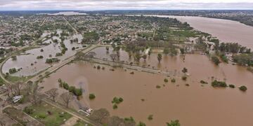 Hay ya 215 familias evacuadas en Concordia.
