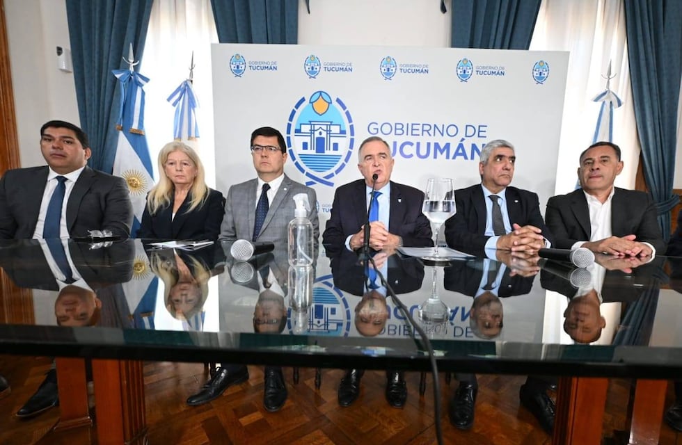 “Es falso que haya limitaciones”: Jaldo defendió el diálogo con los medios