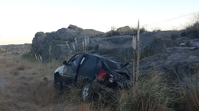 Así quedó el auto Volkswagen Gol Power tras el accidente (Policía).