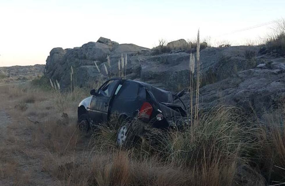 Altas Cumbres: la Caminera encontró un auto despistado, sin ocupantes y con documentos de una mujer