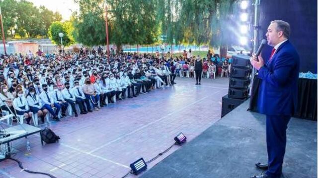 Maipú reconoció y agasajó a abanderados y escoltas de todas las escuelas del departamento. Gentileza MM