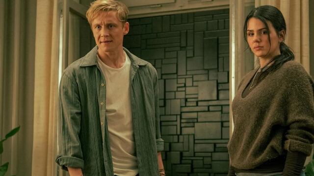 La película se llama "El muro negro".
