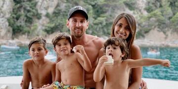 Lionel Messi y Antonela Roccuzzo se tomaron vacaciones con sus hijos Thiago, Mateo y Ciro en agosto de 2020.