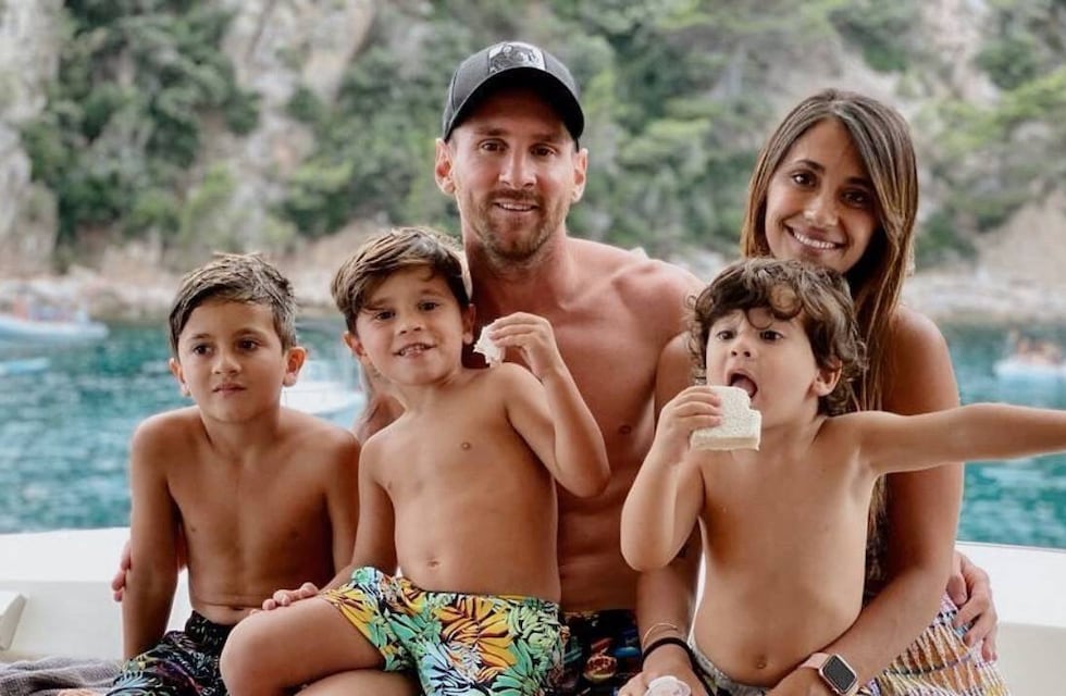 Lionel Messi y su hijo Thiago se animaron a saltar al mar en videos divertidos