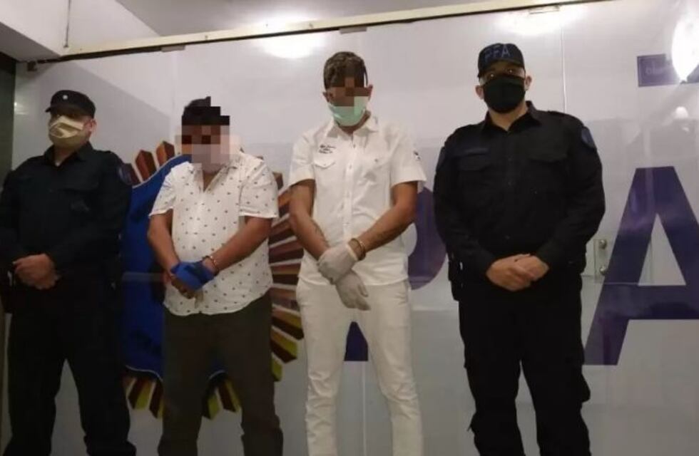 Simularon ser empleados de sanidad para trasladar droga y terminaron condenados