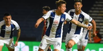 El rendidor Nahuel Tenaglia empezó con todo la Copa de Liga Profesional. Scaloni lo sigue...