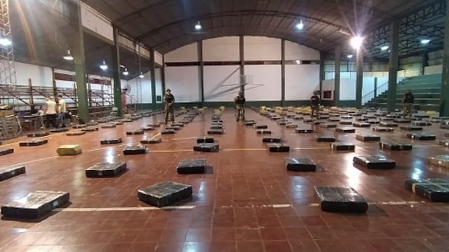 Se trata de 8.858 kilos de marihuana divididos en 287 bultos, cuyo valor de mercado supera los 828 millones de pesos.