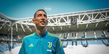 El ex PSG y Real Madrid recorrió a solas la casa de la Vecchia Signora.