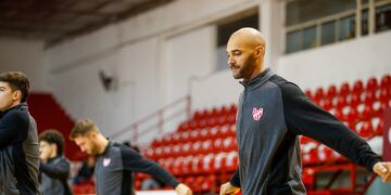 Phillip Lockett, nuevo jugador de Instituto, refuerzo en la puesta a punto en la pretemporada (Leandro Gómez / Prensa Instituto).