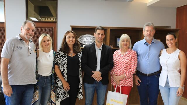 El intendente de Naranjal, Paraguay, Edoard Schaffrath, visitó Rafaela