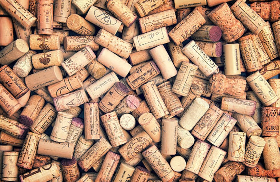 Cómo reciclar los corchos del vino y transformarlos en 3 hermosos adornos para Año Nuevo