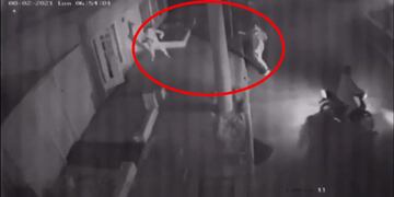 Nicolás salía a trabajar por la mañana, motochoros armados lo esperaban e intentaron robarle.