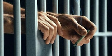 Hombre preso en la cárcel (ilustrativa)
