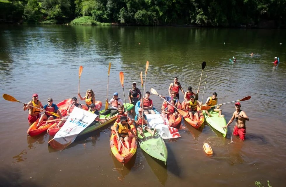 Regresa a sus funciones la Escuela Municipal de Kayak en Eldorado