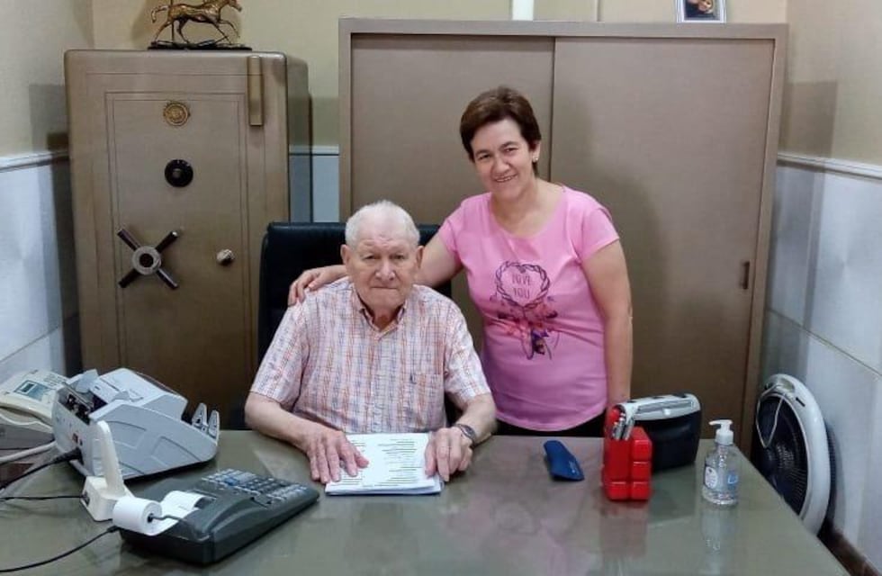 Coronel Moldes: dejará su empresa como legado a su empleada