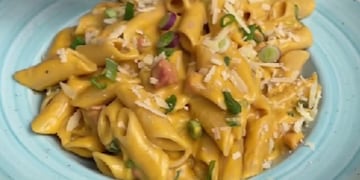 Fideo con crema de calabaza, una receta muy fácil de hacer.