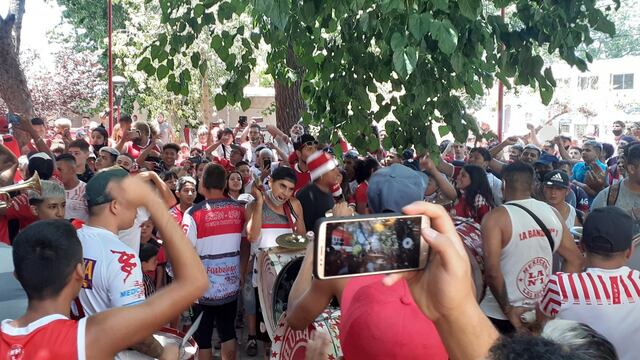El Globo viajó hacia la Patagonia donde el viernes enfrentará a Deportivo Madryn.