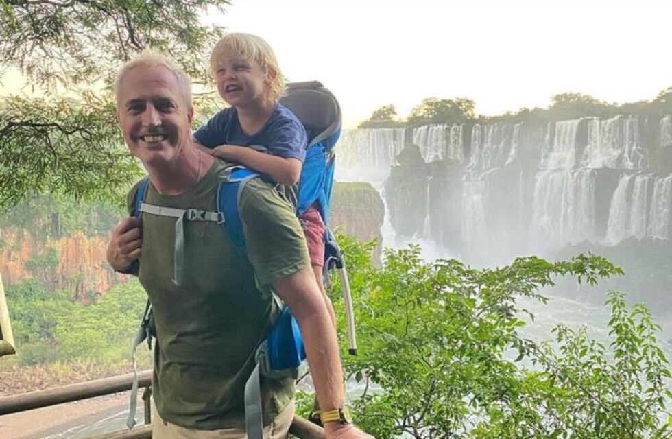 El conductor de TV Marley visitó las Cataratas este fin de semana junto a su hijo Mirko