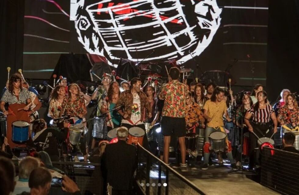 Tamboré muestra su taller de percusión en el Parque Cabañas