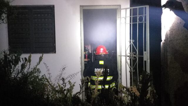 Los Bomberos apagaron las llamas pero no pudieron salvar al dueño de la casa.