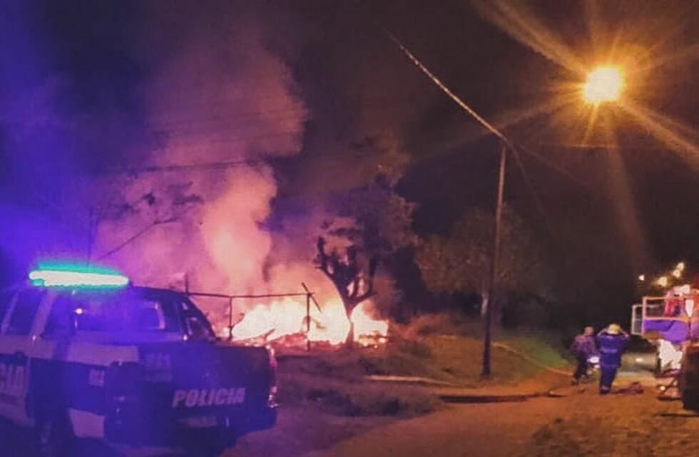 Montecarlo: intentaron agredir a un adolescente y quemaron su casa