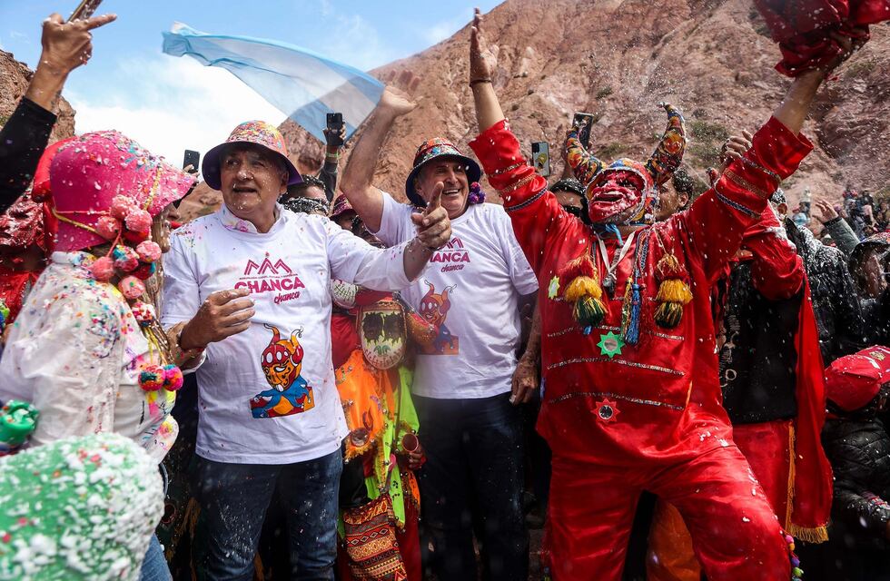 El embajador norteamericano Marc Stanley festeja el Carnaval en Jujuy