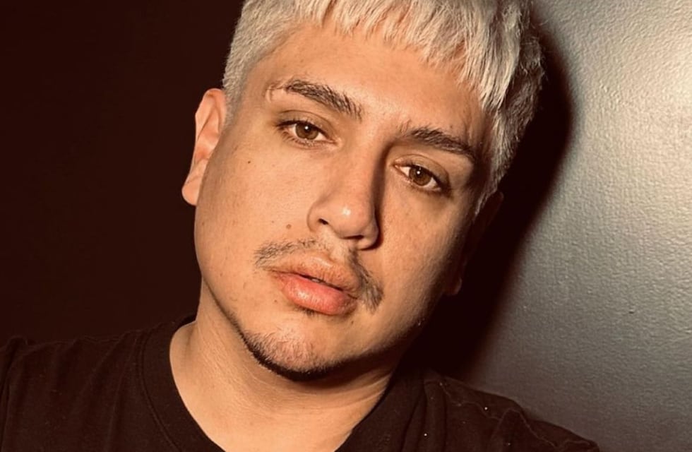 Quién es Kennys Palacios, el peluquero de Wanda Nara que forma parte del stream de Gran Hermano 2025