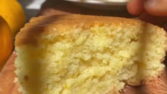 Cómo hacer bizcochuelo de naranja esponjoso.