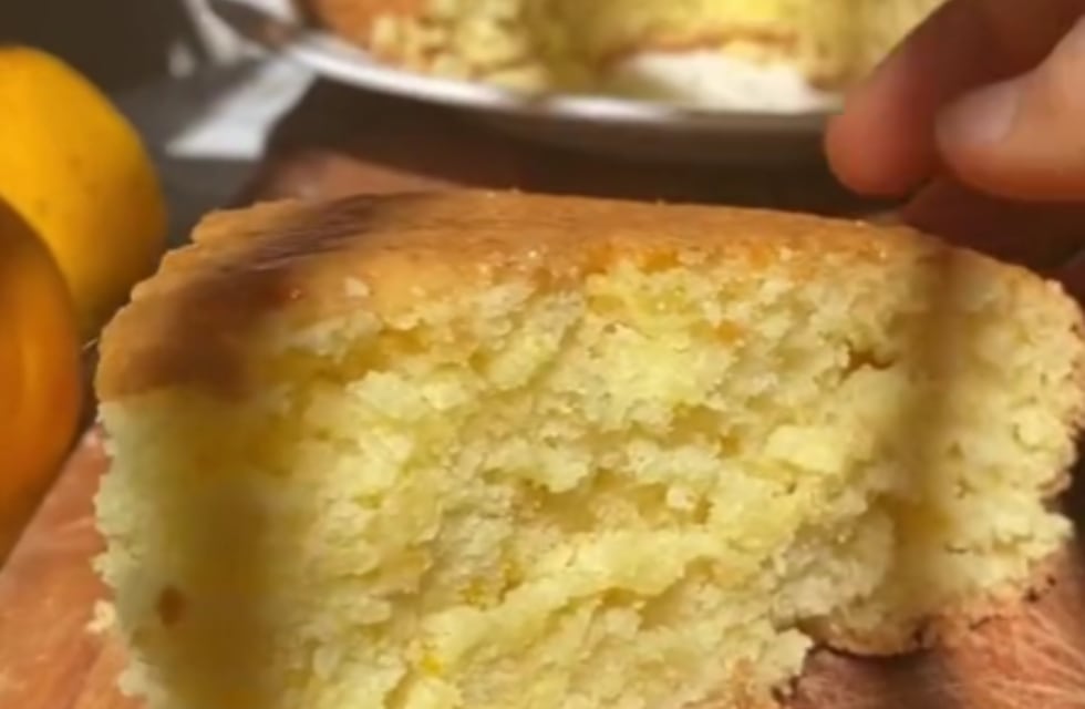 Cómo hacer bizcochuelo de naranja esponjoso: receta veggie y muy fácil de preparar