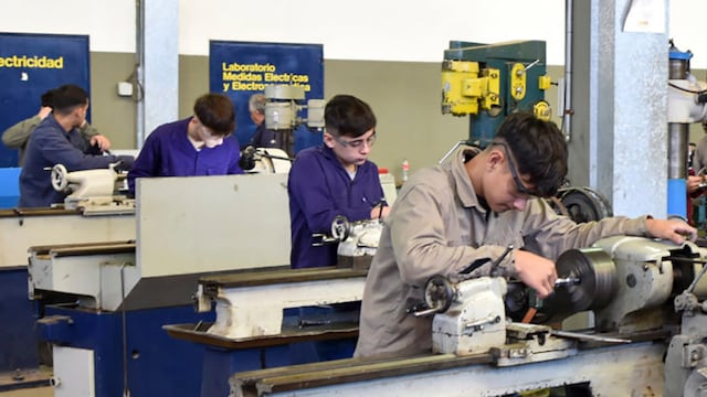 Once escuelas técnicas entrerrianas lograron el financiamiento a través de Crédito Fiscal