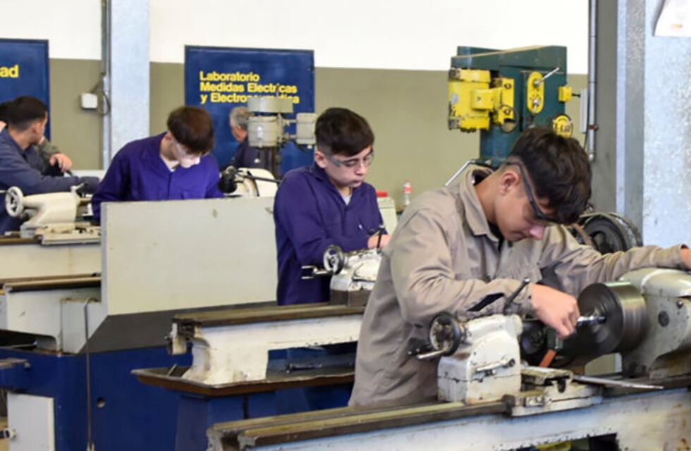 Escuelas ténicas entrerrianas lograron el financiamiento a través de Crédito Fiscal