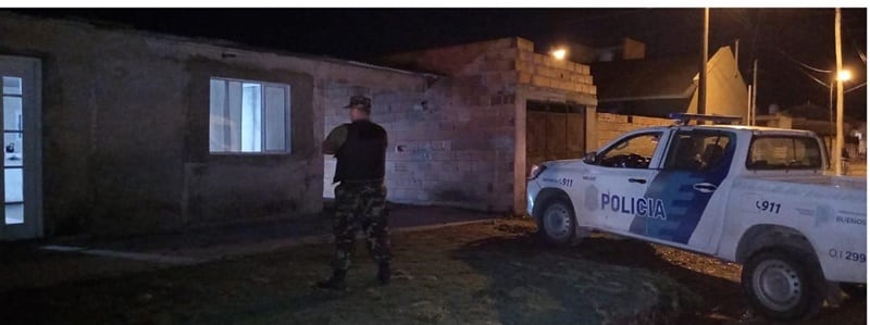 Balearon a un hombre en un asalto a un establecimiento rural, un detenido y un prófugo