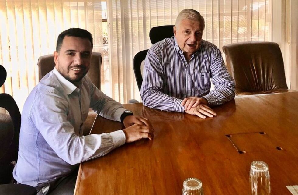 Álvarez se reunió con Lauritto en las oficinas de la CARU