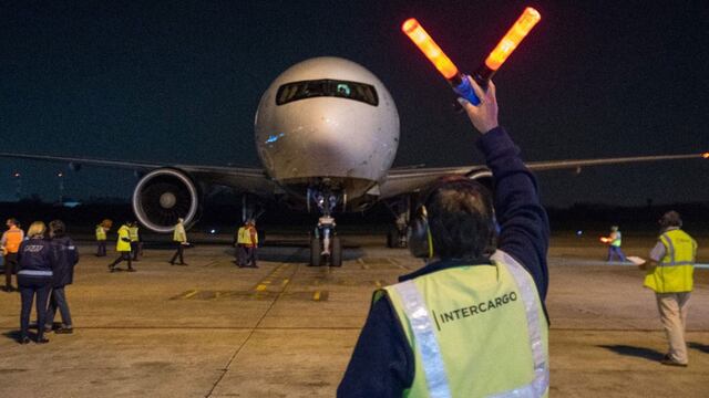 Llegada de vacunas de AstraZeneca. (Presidencia/Télam)