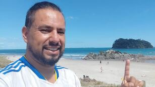 El carlospacense Mariano Villarreal emigró a Nueva Zelanda para cambiar su vida.