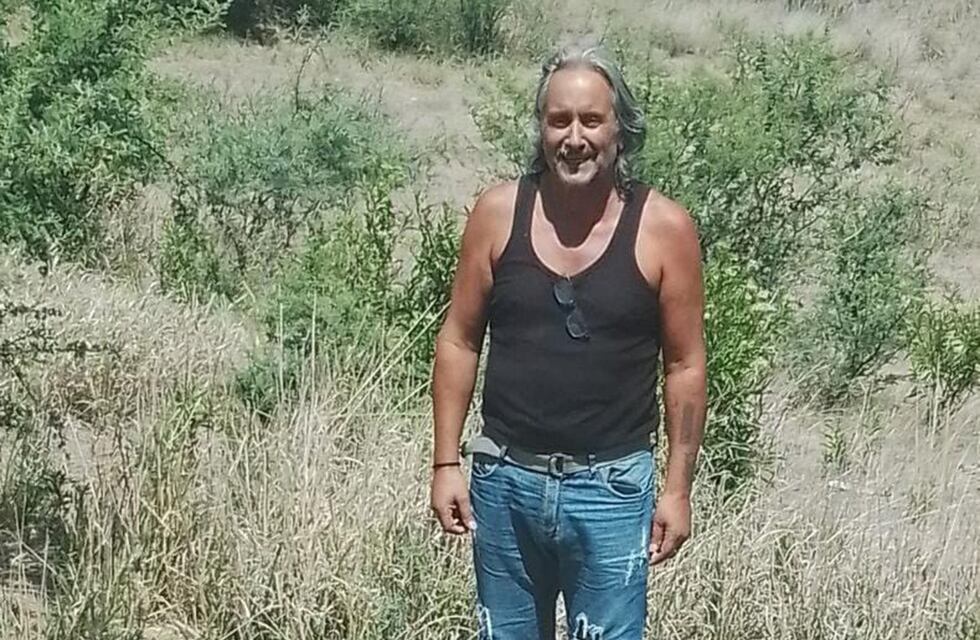 En su huida por Córdoba, Roberto José Carmona hirió a otra joven intentando robarle el auto