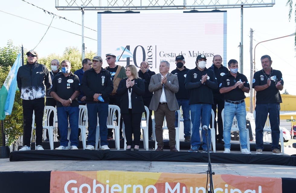 Arroyito: Vigilia y Acto Oficial por los 40 años de la Gesta de Malvinas