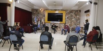 El Municipio se reunió con los Centros Vecinales de Carlos Paz para planificar las acciones que se realizarán este año.
