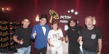 La presidenta del PRO asistió a una de las funciones que realiza Pablo Cavaleiro en Mar del Plata.
